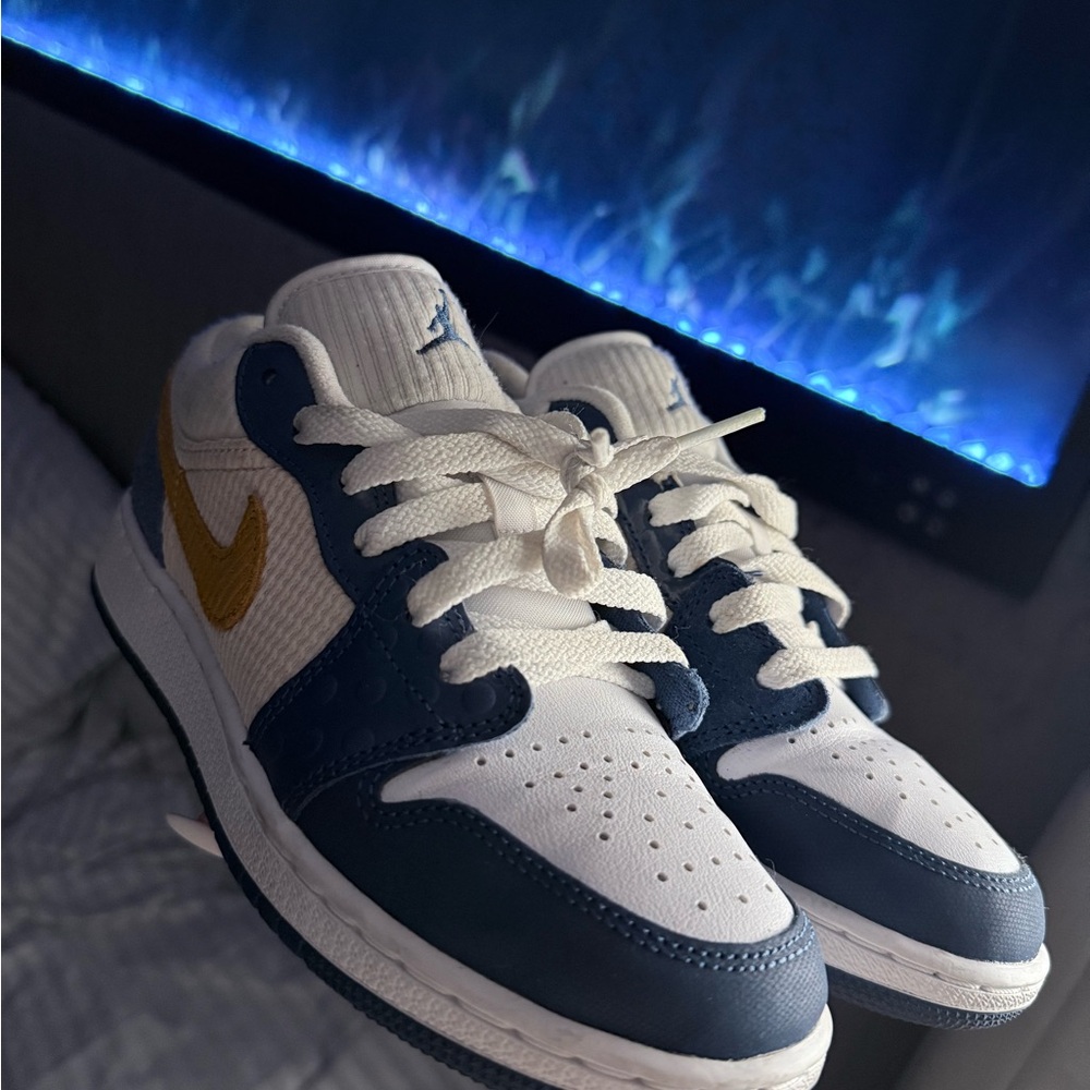JORDAN 1 LOW SE FRENCH BLUE CHUTNEY GS 5.5